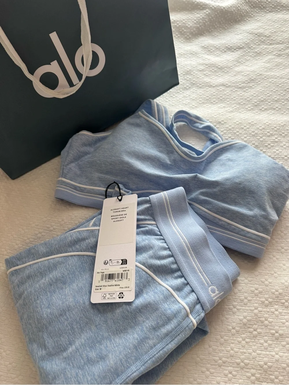 ALO Yoga Pale Blue Seam-Accent Sports Bra & Leggings Set